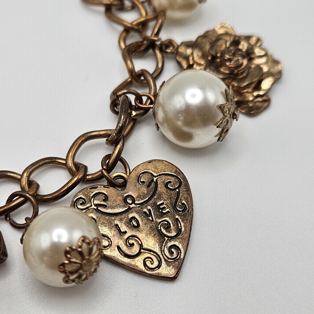 VINTAGE Gold Tone Charm Bracelet Faux Pearl Bow Crown Rose Flower - Picture 3 of 7